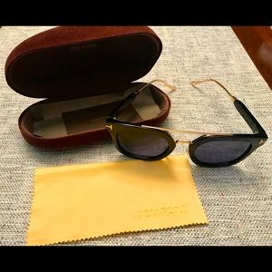 Brand New! Tom Ford Sunglasses Unisex TF541-K
